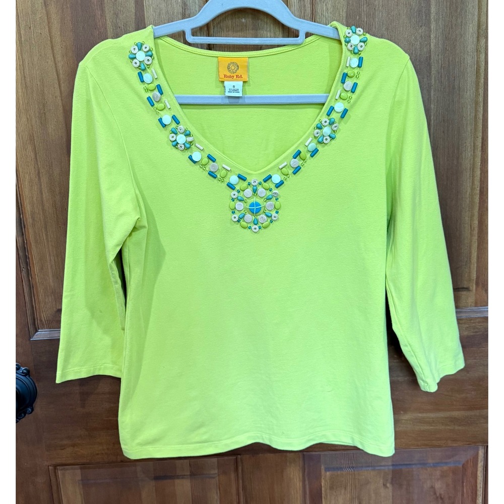 Ruby Rd Womens Lime Green Beaded V-Neck 3/4 Sleeve Top Medallion Size S